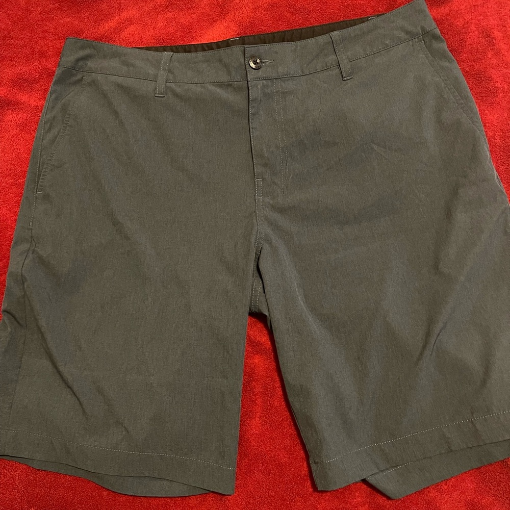 Men’s RSQ Hybrid shorts size 36